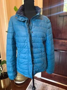 American Eagle Outfitters Teal Puffer Women’s Jacket Size M